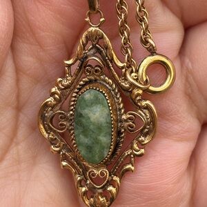 Rare Vintage Green Stone Pendant Necklace Gold Filled 18” HG